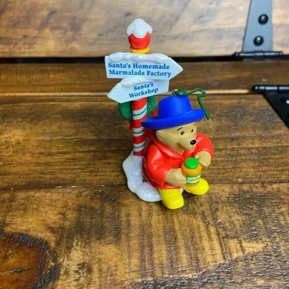 Carlton Cards Heirloom Ornament 2000 PADDINGTON'S CHRISTMAS JOURNEY - Picture 1 of 8